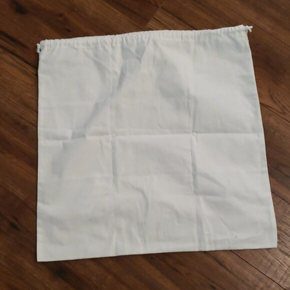 MCM Large Dust Bag - Picture 3 of 5